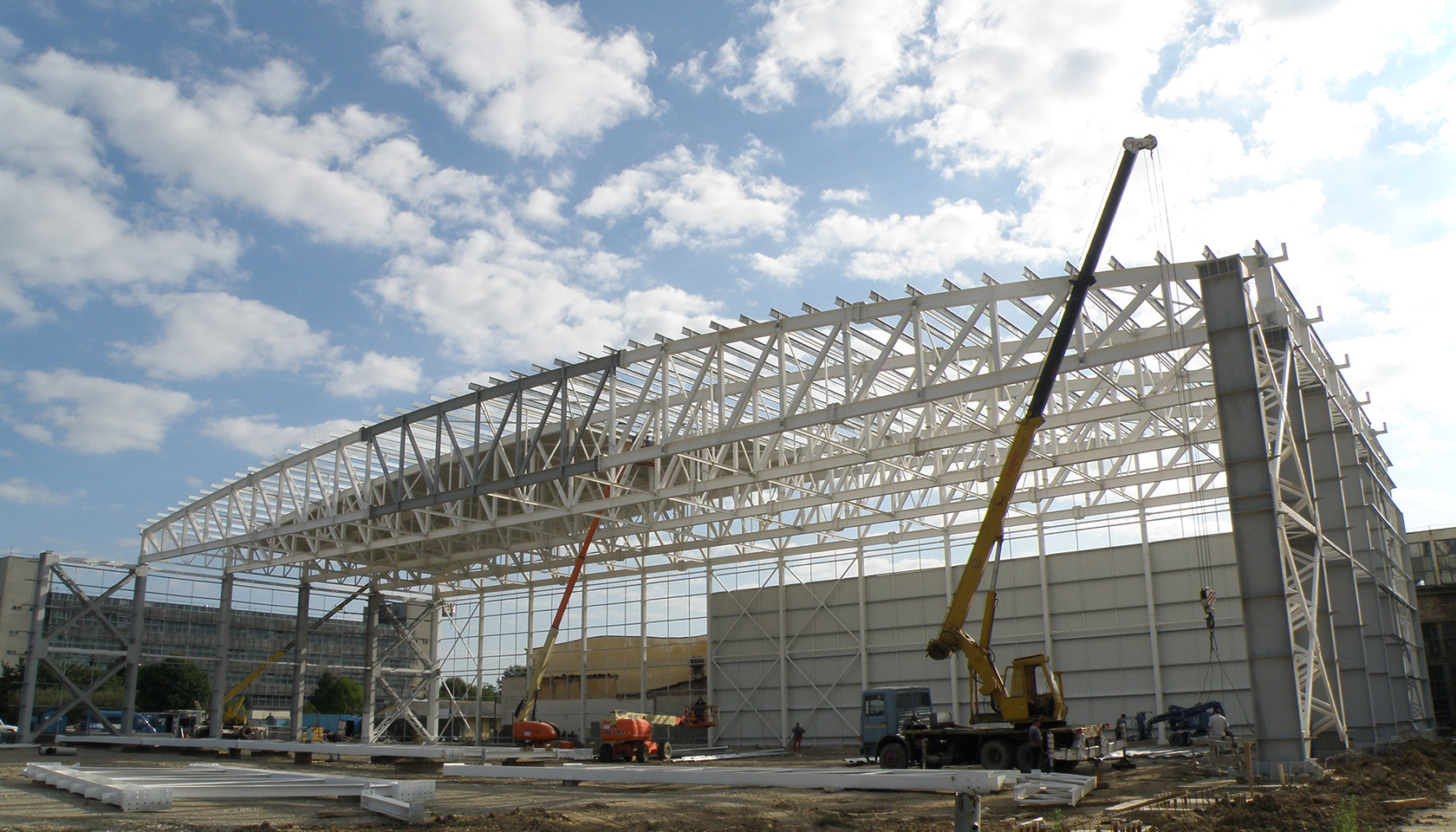 Santier Hangar Aerostar Bacau